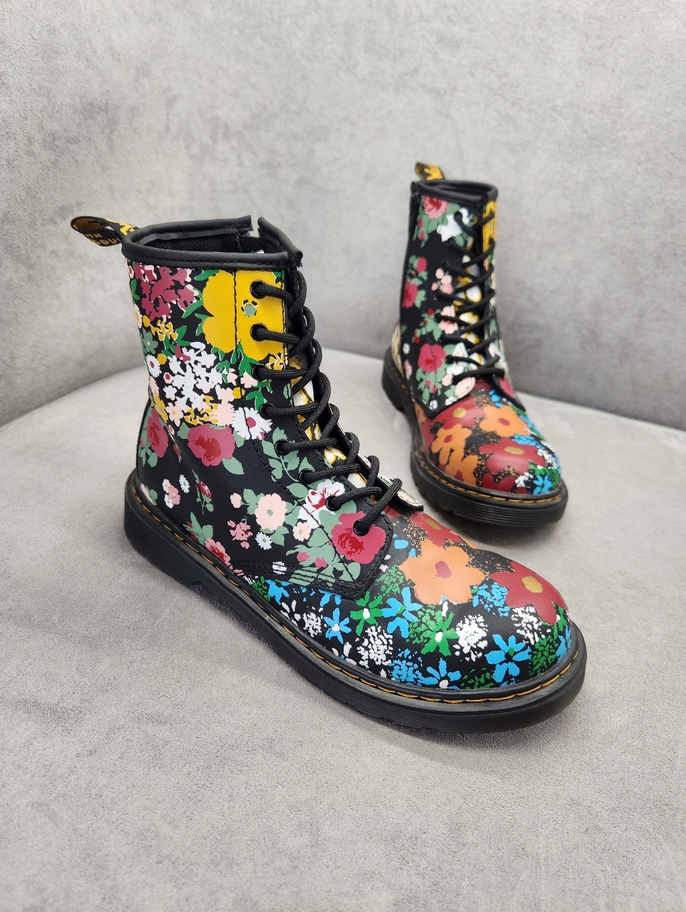 Dr. Martens Ankle Boots Women's 7 Black Floral Leather 1460 Pascal Mashup Rework
